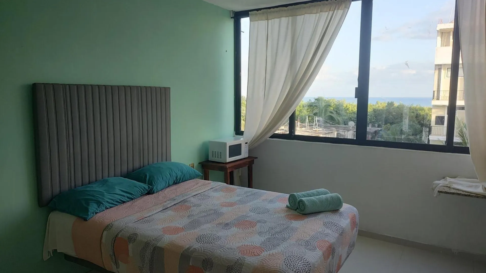 ***  Oyo Brisas Del Mar Hotel Playa del Carmen México